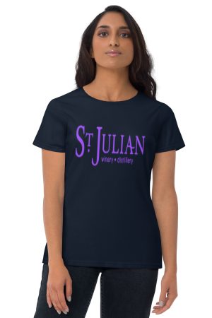 Women's short sleeve t-shirt