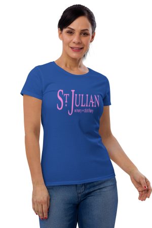 Women's short sleeve t-shirt
